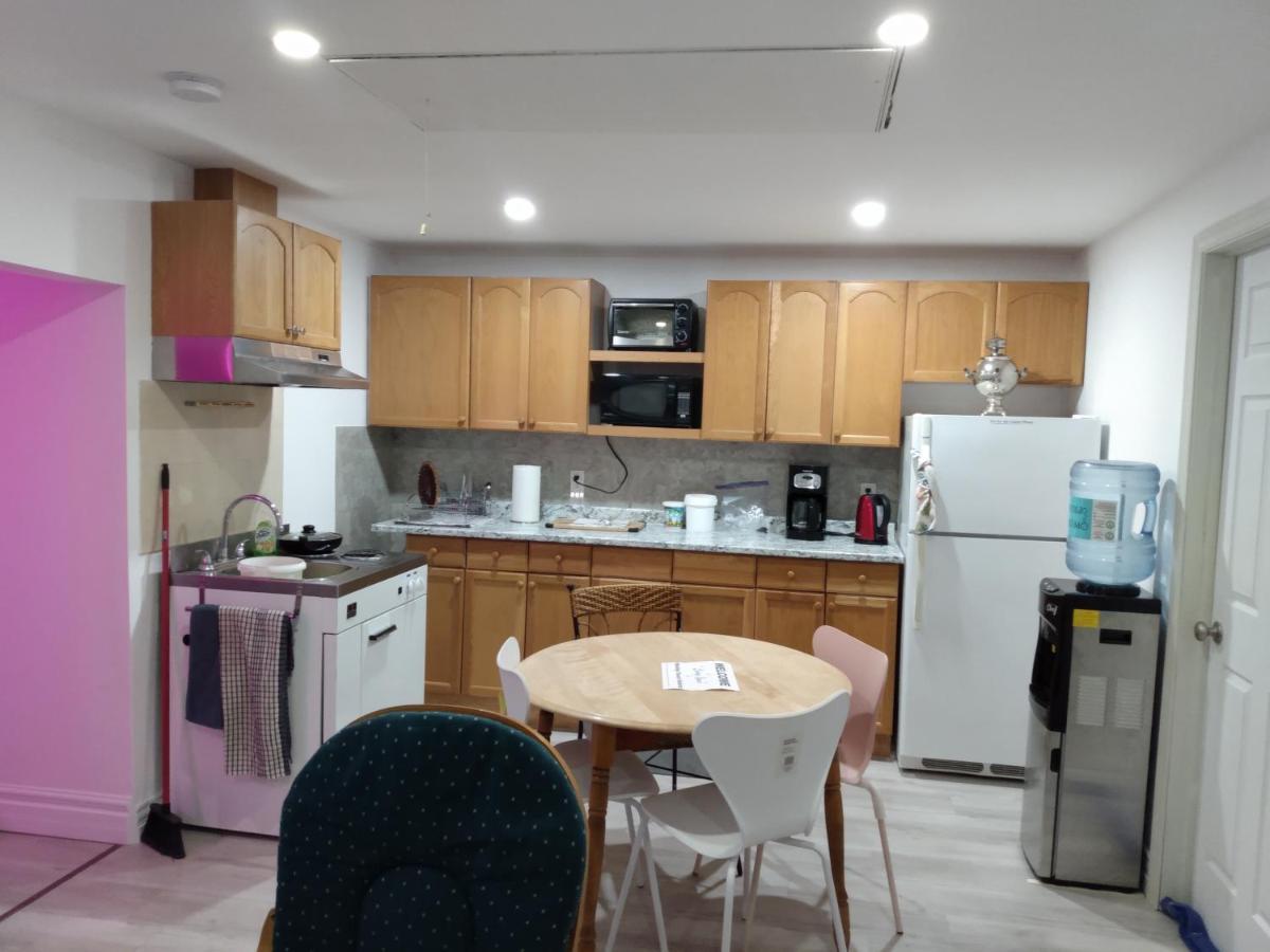 Healing Touch Holistic Living Space 阿默斯特 外观 照片